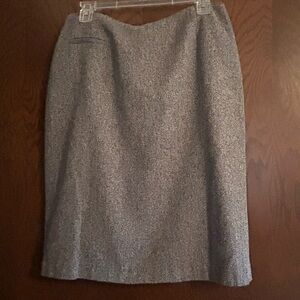 Anne Klein Classic Gray Tweed Pencil Skirt